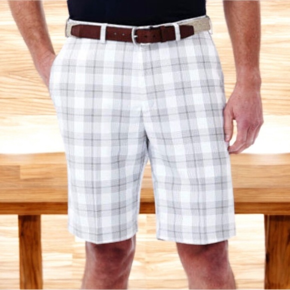 Haggar Other - Haggar Men's Performance Golf Shorts Plaid Size 36 Flat Front EUC